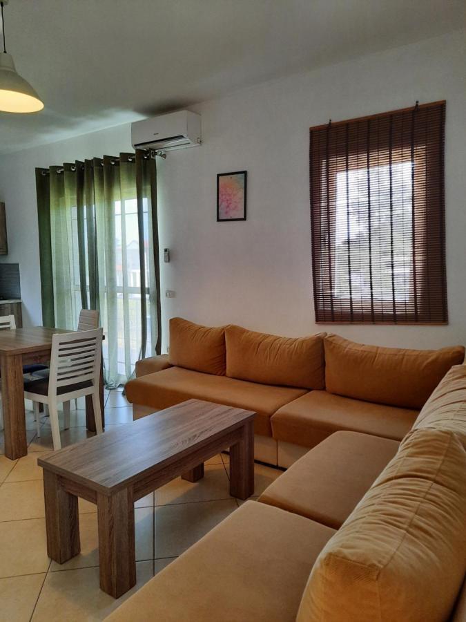 Apartments Alavana Velipoje Luaran gambar