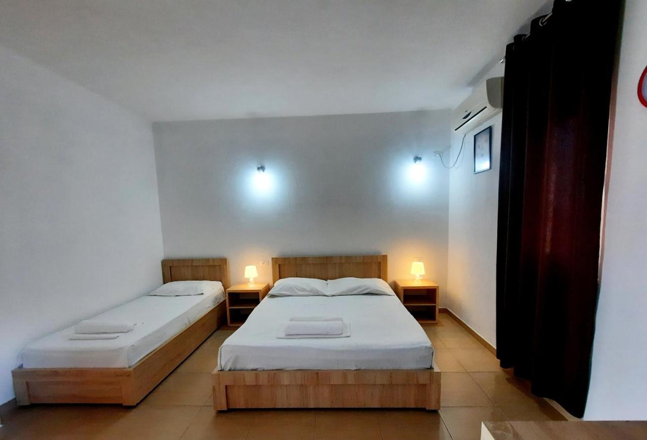 Apartments Alavana Velipoje Luaran gambar