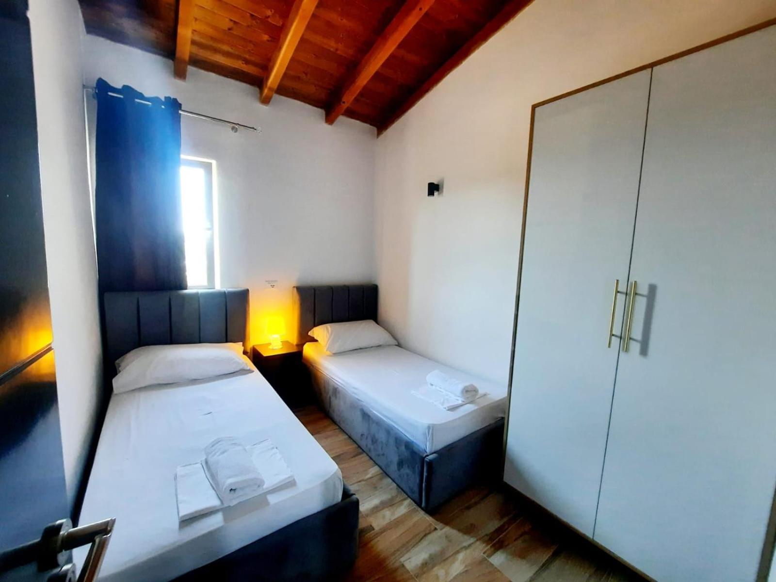 Apartments Alavana Velipoje Luaran gambar